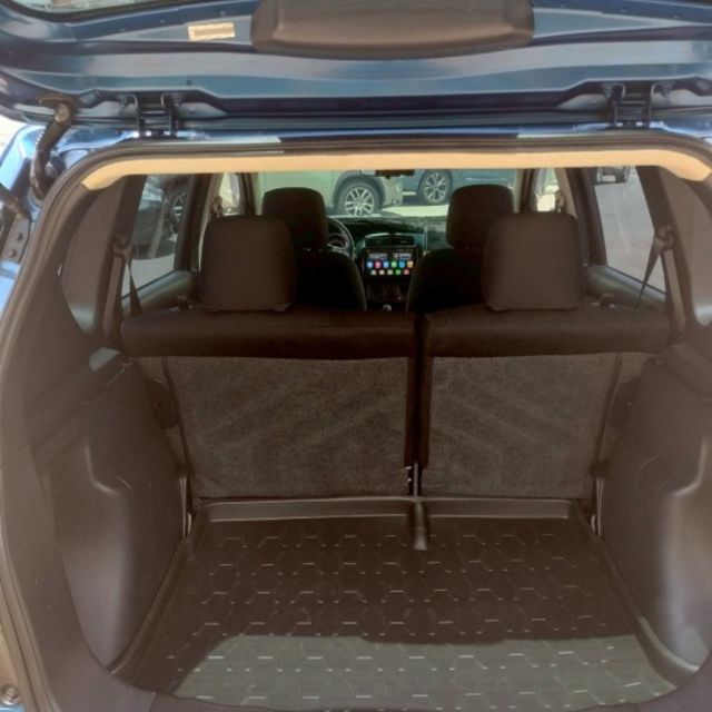 2014年 日產 LIVINA 藍 1.6~液晶螢幕/倒車雷達/後座分離傾倒/衛星導航/行李架  第12張相片