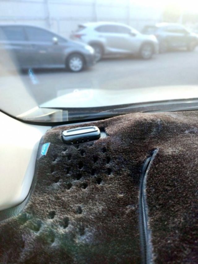 2016年 豐田 RAV4 銀 2.5 油電版 全景天窗/4.2吋大螢幕/電動尾門/HUD抬頭顯示器/車道變換輔助系統  第4張相片