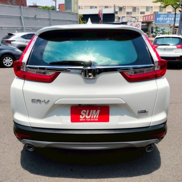 2019年 本田 CR-V 白 1.5 中控螢幕/衛星導航/LED日行燈/後座出風口/方向盤快控鍵/換檔撥片/恆溫空調  第17張相片
