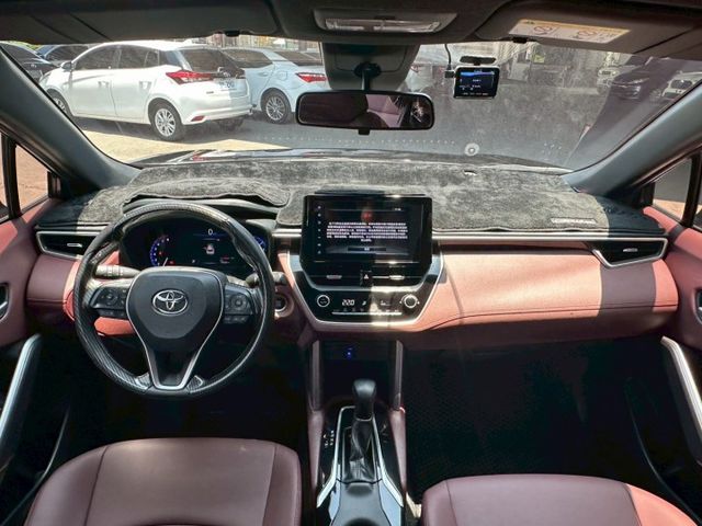 2021年豐田 COROLLA CROSS 白 1.8 行車記錄器、中控螢幕、倒車顯影、I-KEY、車前雷達、盲點偵測  第5張相片