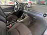 2023年 馬自達 MAZDA2 白1.5中控螢幕/倒車顯影/感應式雨刷/I-KEY/抬頭顯示器/行車紀錄器/電動後視鏡  第5張縮圖