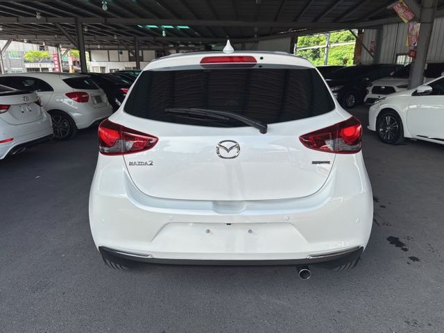 2023年 馬自達 MAZDA2 白1.5中控螢幕/倒車顯影/感應式雨刷/I-KEY/抬頭顯示器/行車紀錄器/電動後視鏡  第19張相片