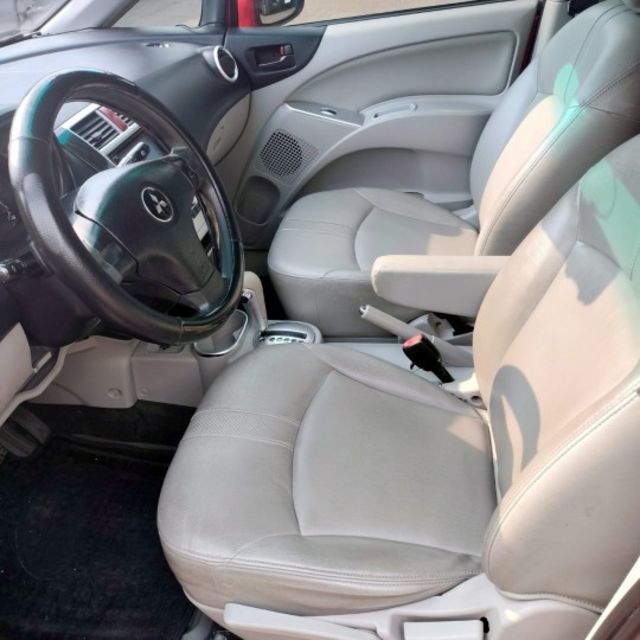 2011年三菱 可魯多 紅 1.6 中控螢幕/倒車雷達/車前雷達/電動後視鏡/後視鏡指示燈/抬頭顯示器/頭燈水平調整  第3張相片
