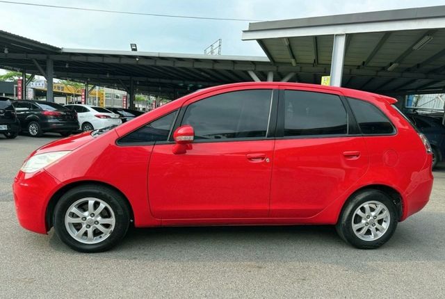 2011年三菱 可魯多 紅 1.6 中控螢幕/倒車雷達/車前雷達/電動後視鏡/後視鏡指示燈/抬頭顯示器/頭燈水平調整  第13張相片