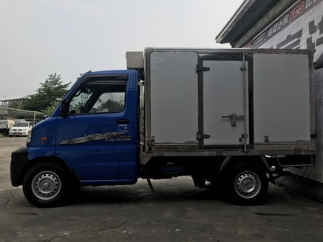-1度 ~ -20度的冷凍廂車(溫度可微調)，確保新鮮直送。馬力大，油耗省。是您賺錢的好幫手  第7張相片