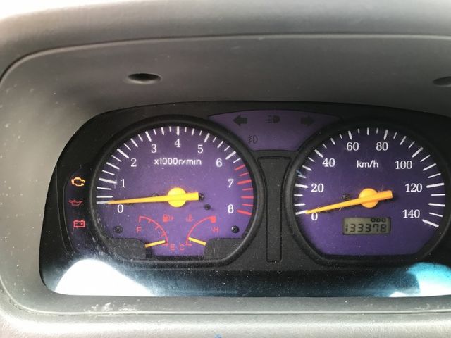 -1度 ~ -20度的冷凍廂車(溫度可微調)，確保新鮮直送。馬力大，油耗省。是您賺錢的好幫手  第16張相片
