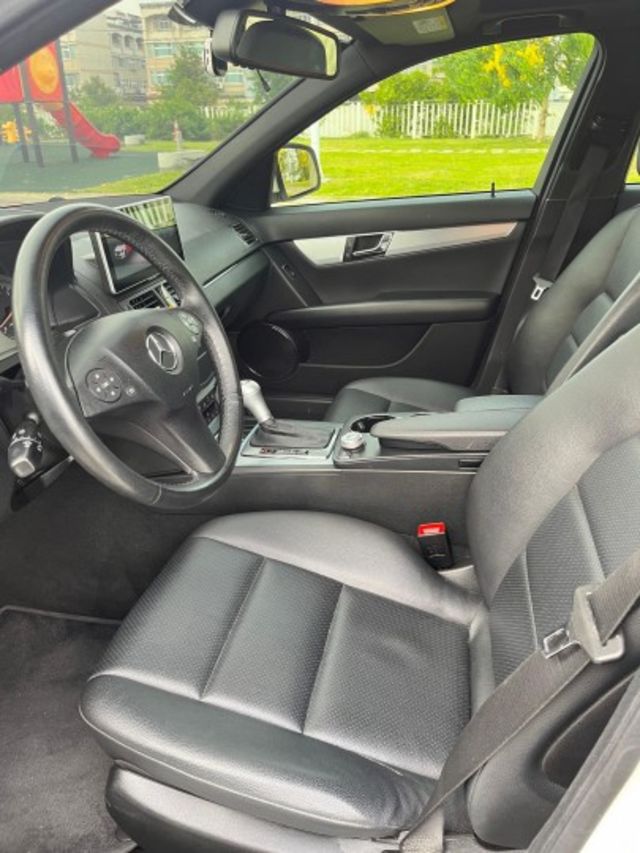 2008年 Benz W204 C300 AMG 原鈑件 ✔️賞車前請先電話預約  可可24小時都在線等待  第10張相片