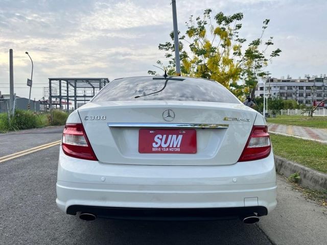2008年 Benz W204 C300 AMG 原鈑件 ✔️賞車前請先電話預約  可可24小時都在線等待  第14張相片