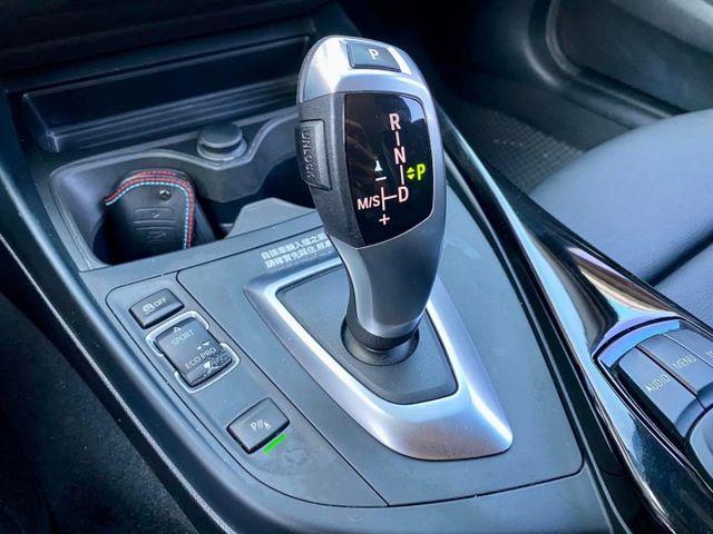 2015年 BMW 120i 原廠保養 ✔️賞車前請先電話預約  可可24小時都在線等待  第7張相片