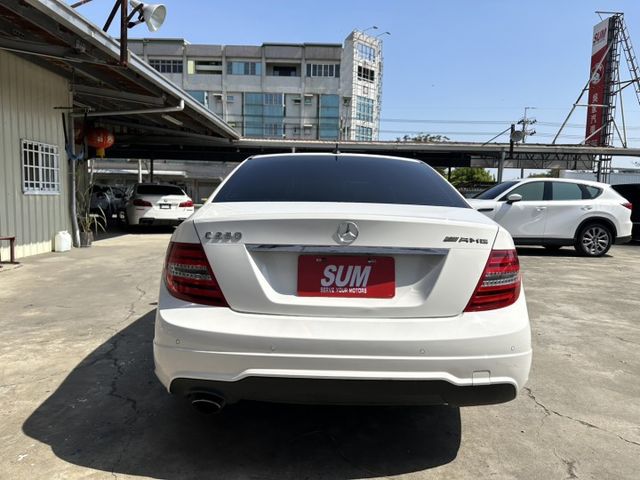 2012年 Benz C250 AMG ✔️賞車前請先電話預約  可可24小時都在線等待  第4張相片