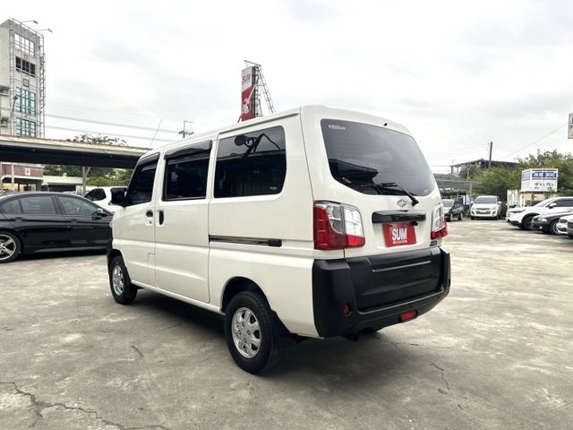 2020年 中華 Veryca A180 自排 廂式 五人座 原鈑件 ✔️賞車前請先電話預約  可可24小時都在線等待  第4張相片