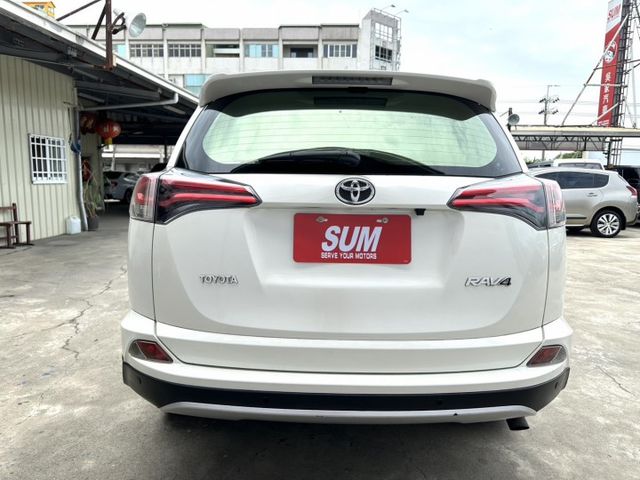 2017年  RAV4  尊爵版  2.0c  原廠保養  ✔️賞車前請先電話預約  可可24小時都在線等待  第5張相片