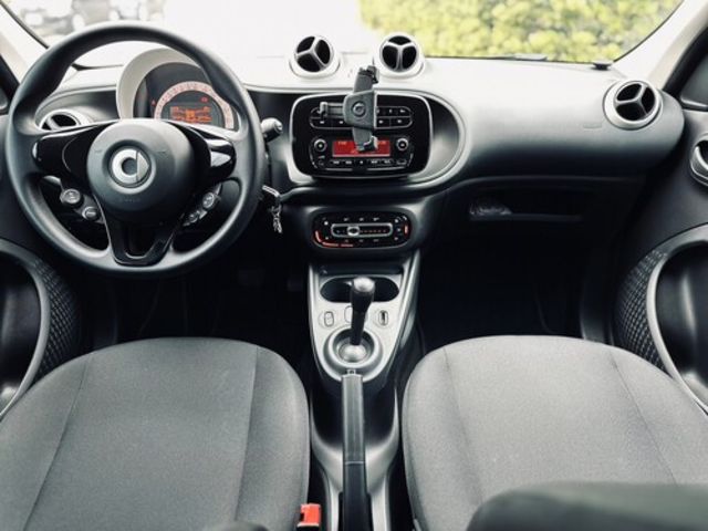 Smart FORFOUR  第7張相片