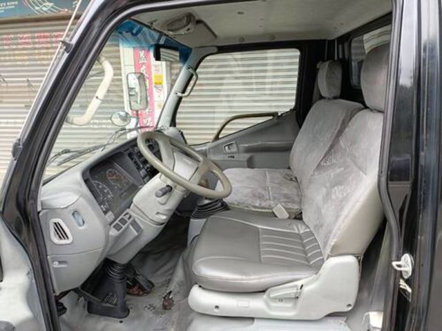 MITSUBISHI三菱 CANTER  第4張相片