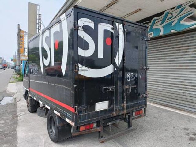 MITSUBISHI三菱 CANTER  第6張相片