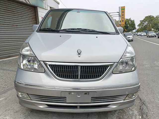 NISSAN日產 SERENA Q-RV  第2張相片
