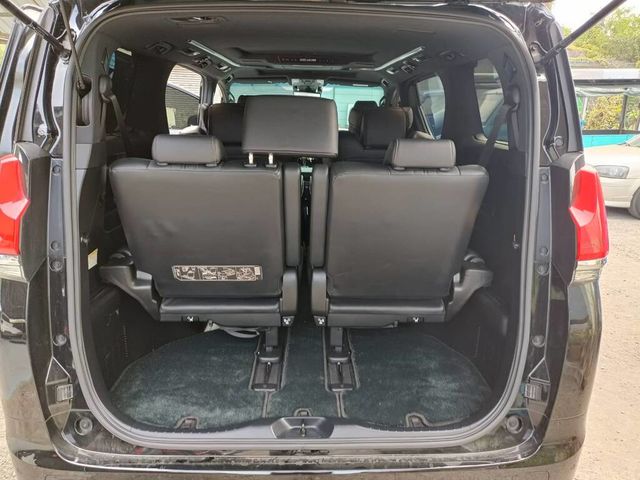 LEXUS凌志 LM300H  第10張相片