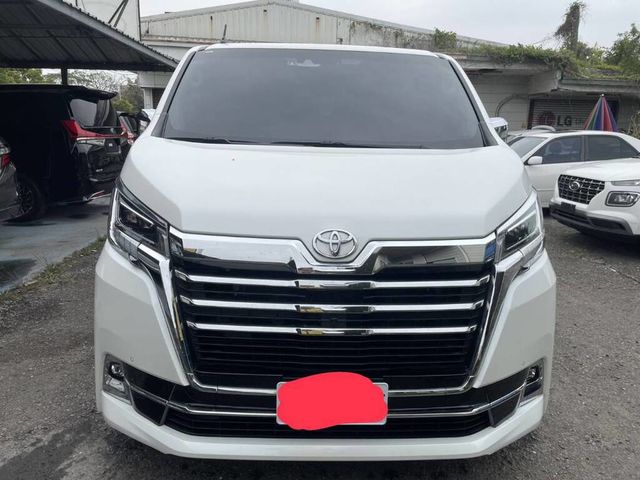 TOYOTA豐田 GRANVIA  第2張相片