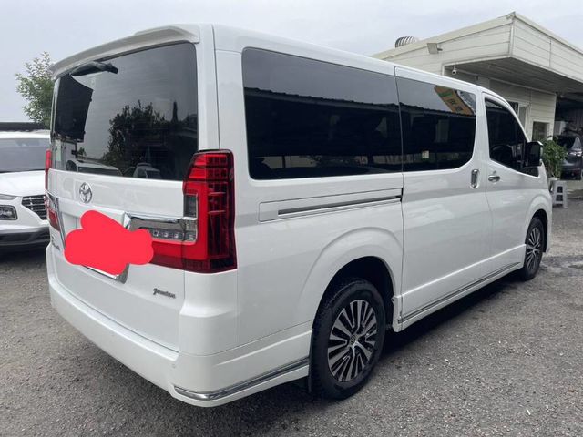 TOYOTA豐田 GRANVIA  第6張相片