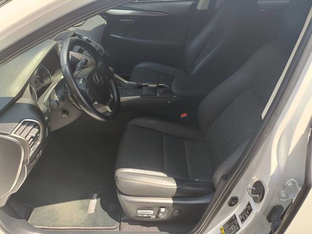 LEXUS凌志 NX300  第7張相片