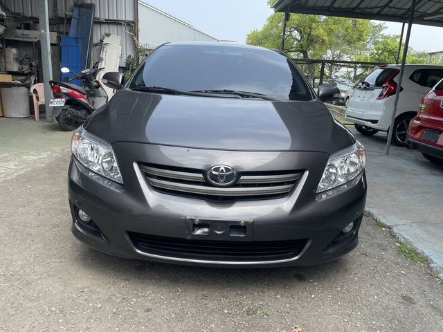 TOYOTA豐田 ALTIS  第2張相片