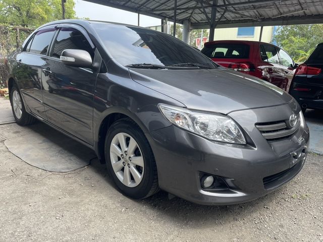 TOYOTA豐田 ALTIS  第3張相片