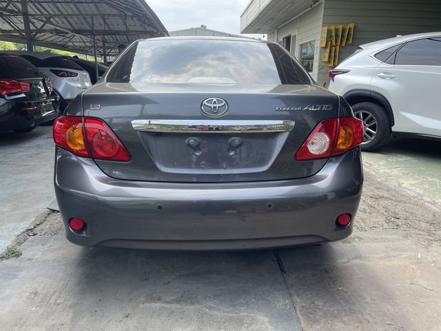 TOYOTA豐田 ALTIS  第5張相片