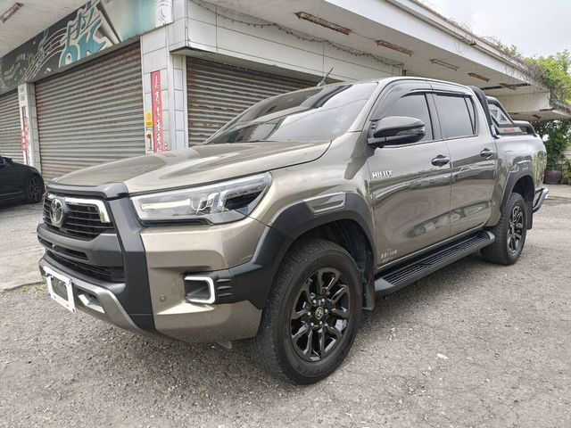 TOYOTA豐田 HILUX  第1張相片
