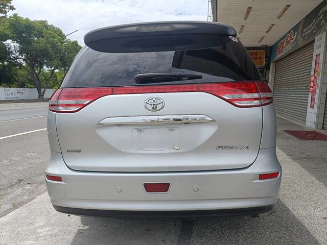 TOYOTA豐田 PREVIA  第5張相片