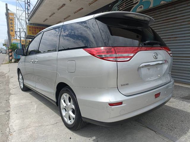 TOYOTA豐田 PREVIA  第6張相片