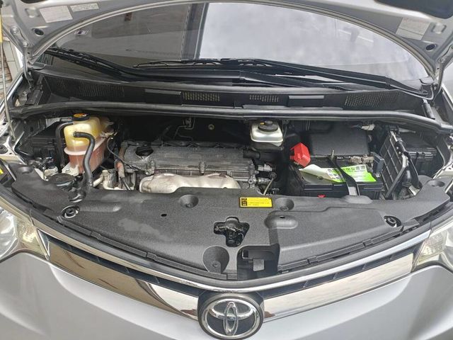 TOYOTA豐田 PREVIA  第11張相片