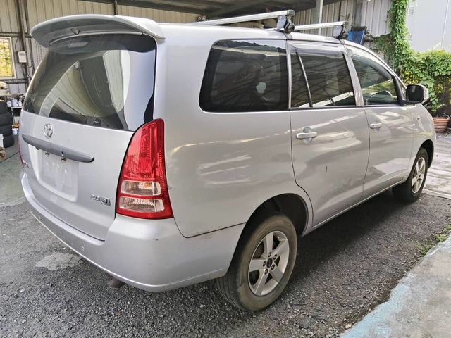 TOYOTA豐田 INNOVA  第4張相片