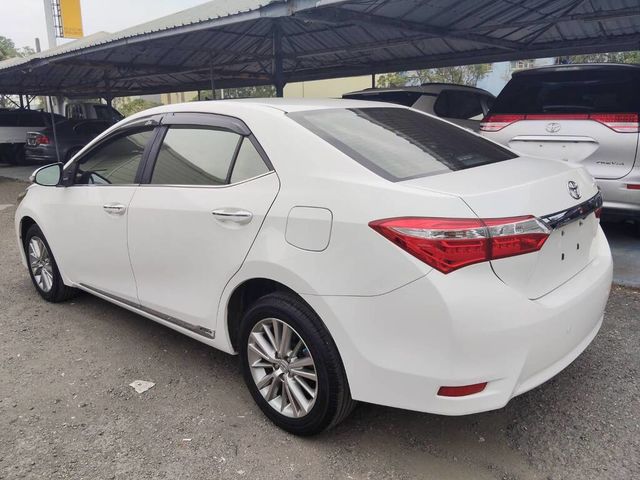 TOYOTA豐田 ALTIS  第6張相片