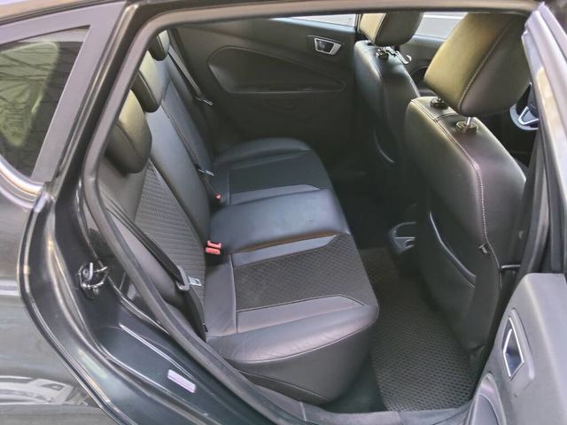 FORD福特 FIESTA  第8張相片