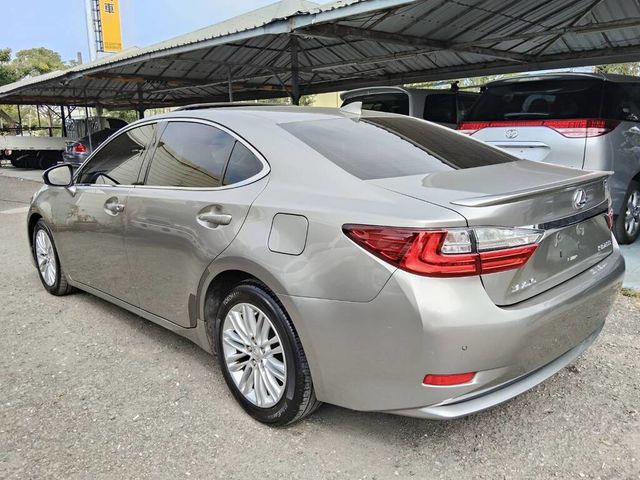 LEXUS凌志 ES200  第4張相片