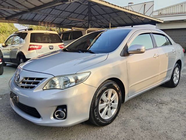 TOYOTA豐田 ALTIS  第1張相片