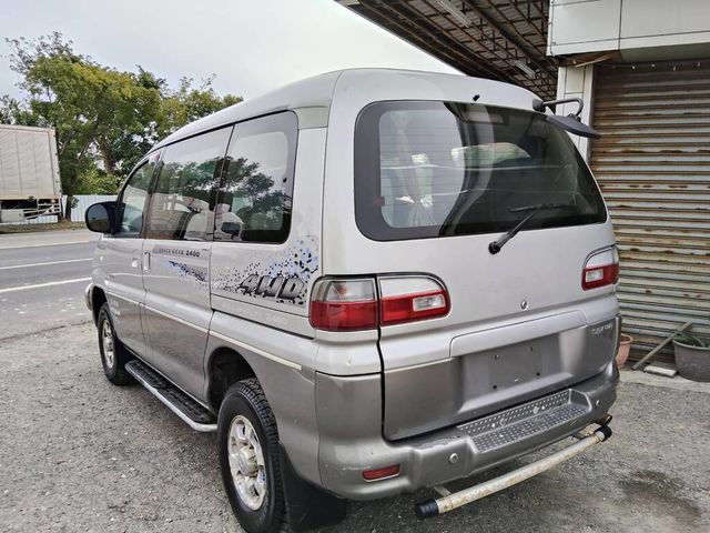 MITSUBISHI三菱 SPACE GEAR  第6張相片