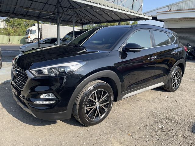HYUNDAI現代 TUCSON  第1張相片