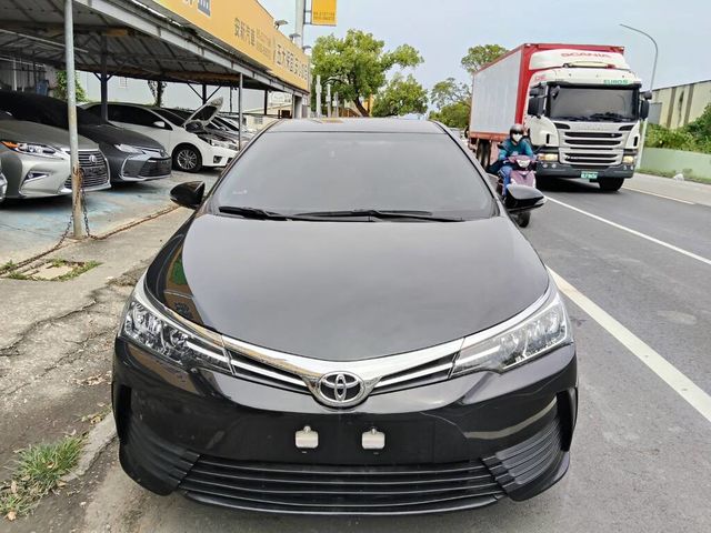 TOYOTA豐田 ALTIS  第2張相片