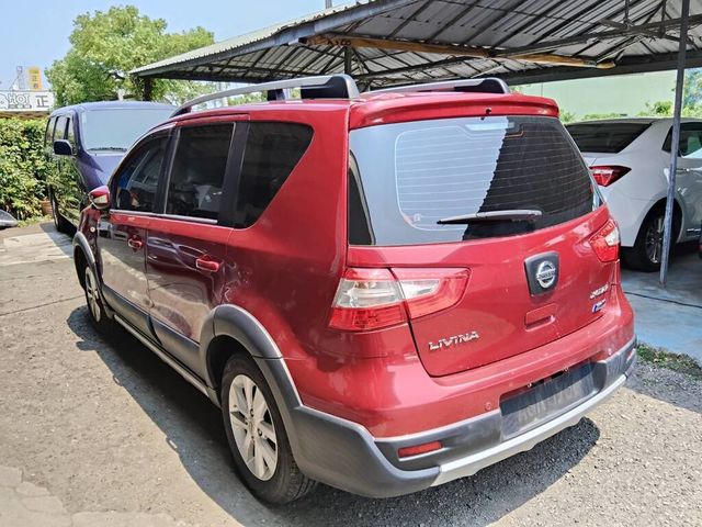 NISSAN日產 LIVINA  第4張相片