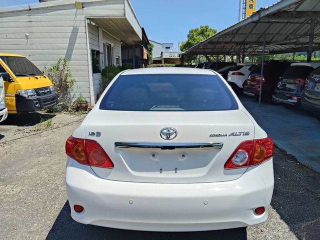 TOYOTA豐田 ALTIS  第5張相片