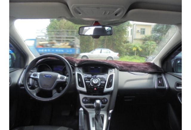 Ford FOCUS  第4張相片