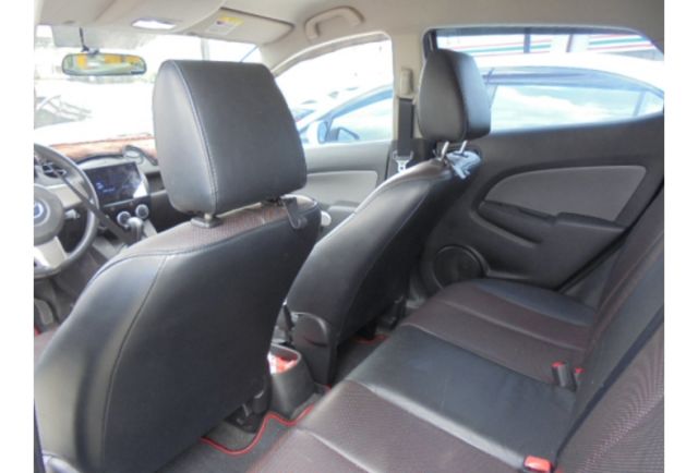 Mazda MAZDA2  第10張相片