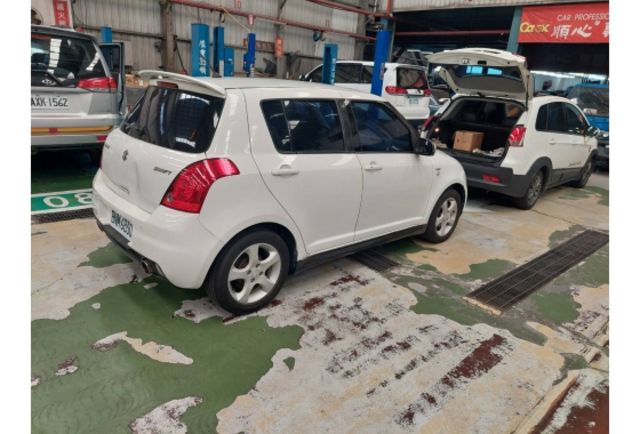 Suzuki SWIFT  第3張相片