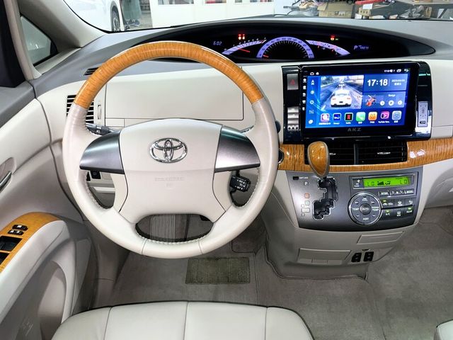 Toyota  Previa  第5張相片
