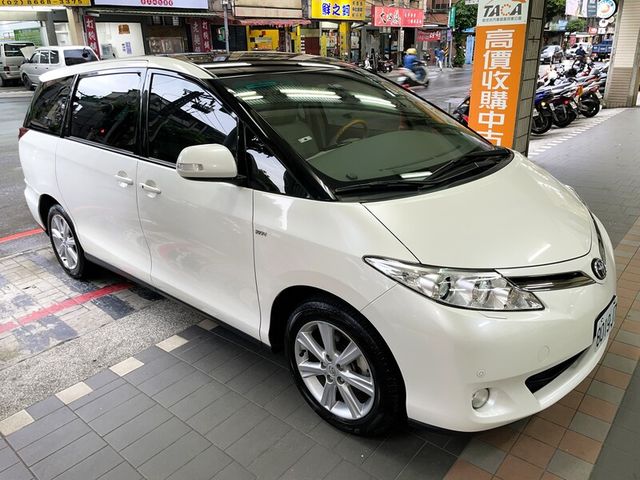Toyota  Previa  第15張相片