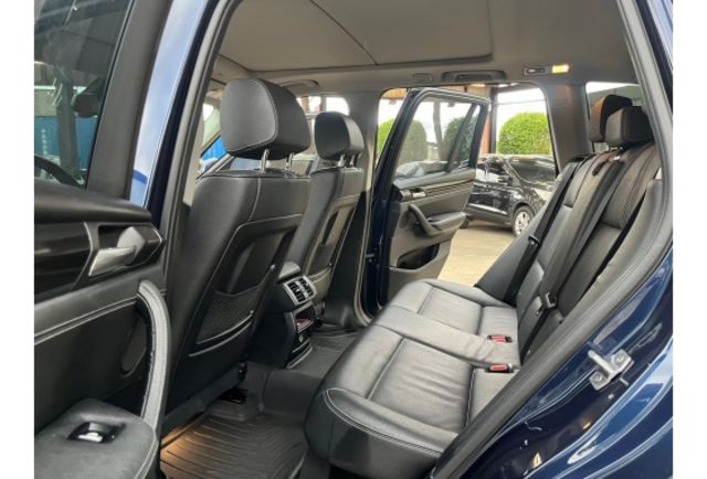 優質好車/實車實照/歡迎預約賞車~ 0976769779 小譯  第11張相片