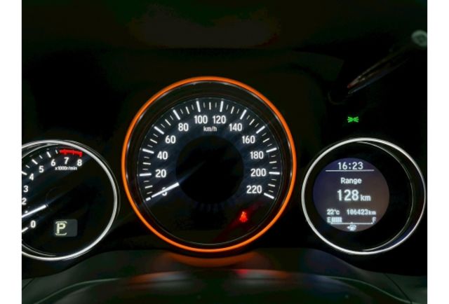 2017年 HRV 1.8 客人換新車 隨便賣 便宜賣  第11張相片