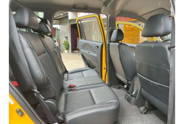 2022年 ZINGER 進哥 2.4L 原廠黃色 里程4萬 優質客貨兩用車  第12張相片
