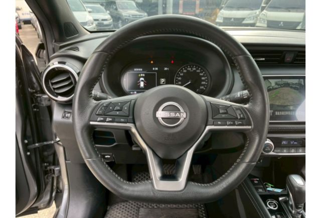 2023年 KICKS 1.5L 頂級 里程 1萬多  第10張相片